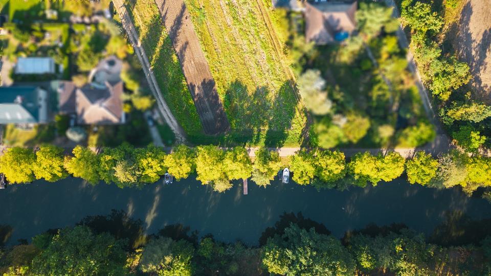 Wassergrundstück mit 10.000 qm! 2-3 Bauplätze in erster Wasserreihe! zimmer