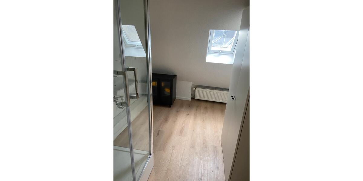 Dachgeschoßwohnung Frankfurt am Main Innenstadt 2 - 1 Zimmer, 20 m&sup2;, 730&euro; | Angebot:26632761