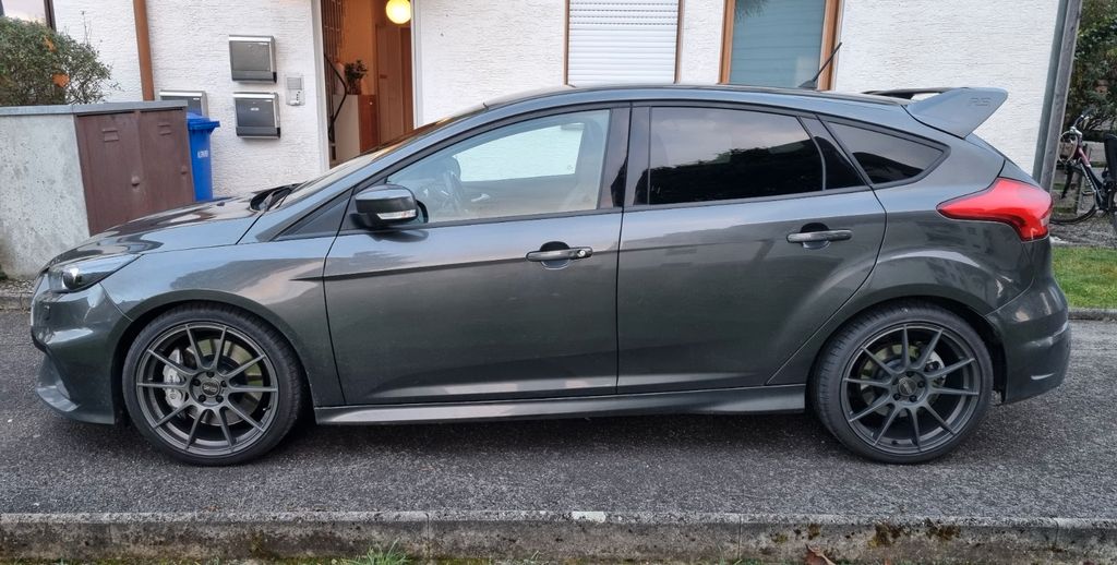 Ford Focus 128.561 km 21.199 &euro; Burghausen 84489