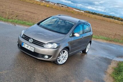 VW Golf Plus 159.600 km 8.999 € Ketsch 68775
