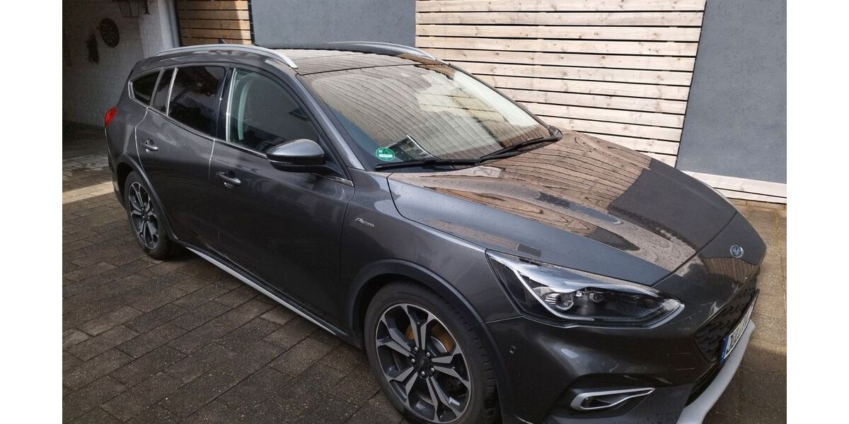 Ford Focus 111.000 km 16.500 &euro; Linnich 52441