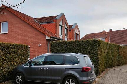 Haus DHH Hildesheim Ochtersum 5 Zimmer plus Keller in top Lage