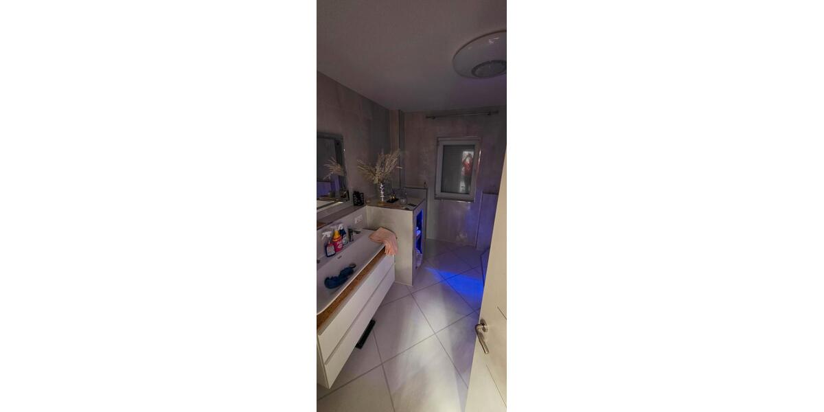 Etagenwohnung Fürth Atzenhof - 3 Zimmer, 110 m&sup2;, 2.800&euro; | Angebot:24370177
