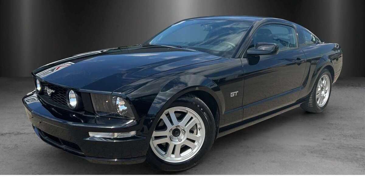 Ford Mustang 44.500 km 18.990 &euro; Hockenheim 68766