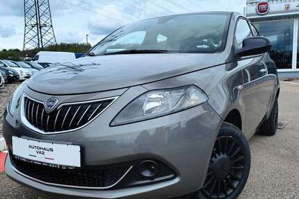 Lancia Ypsilon 21.878 km 16.490 € Villingen-Schwenningen 78052