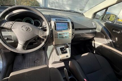 Toyota Corolla Verso 139.573 km 5.500 € Essen 45277