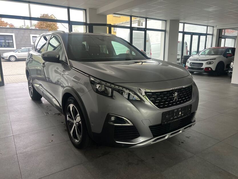 Peugeot 5008 149.000 km 16.950 € Mannheim 68169