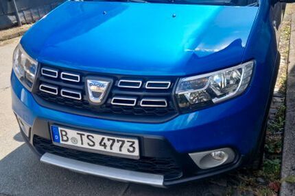 Dacia Sandero 81.000 km 7.500 &euro; Berlin 12687