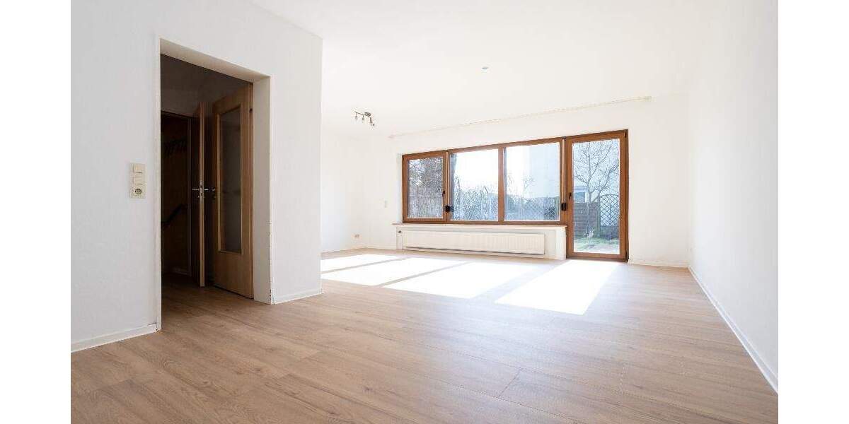 Reihenmittelhaus Stuhr Varrel - 5 Zimmer, 130 m&sup2;, 295.000&euro; | Angebot:25879614