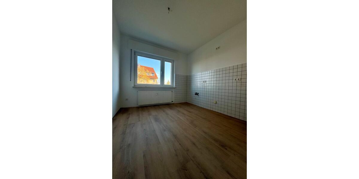 Etagenwohnung Nickenich - 4 Zimmer, 90 m&sup2;, 850&euro; | Angebot:25055487