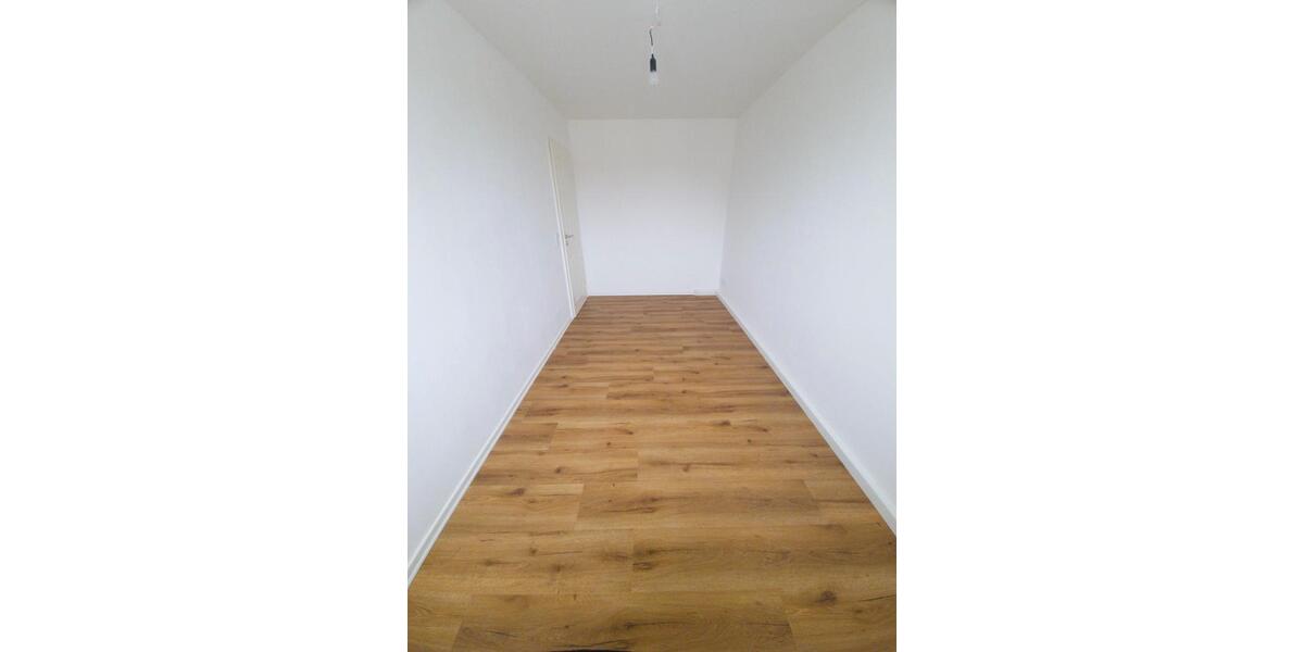 Etagenwohnung Hohenmölsen - 3 Zimmer, 61 m&sup2;, 70.000&euro; | Angebot:26701386