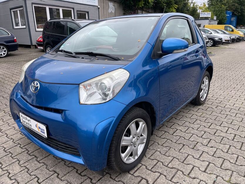 Toyota IQ 123.000 km 4.490 € Hamburg 20097
