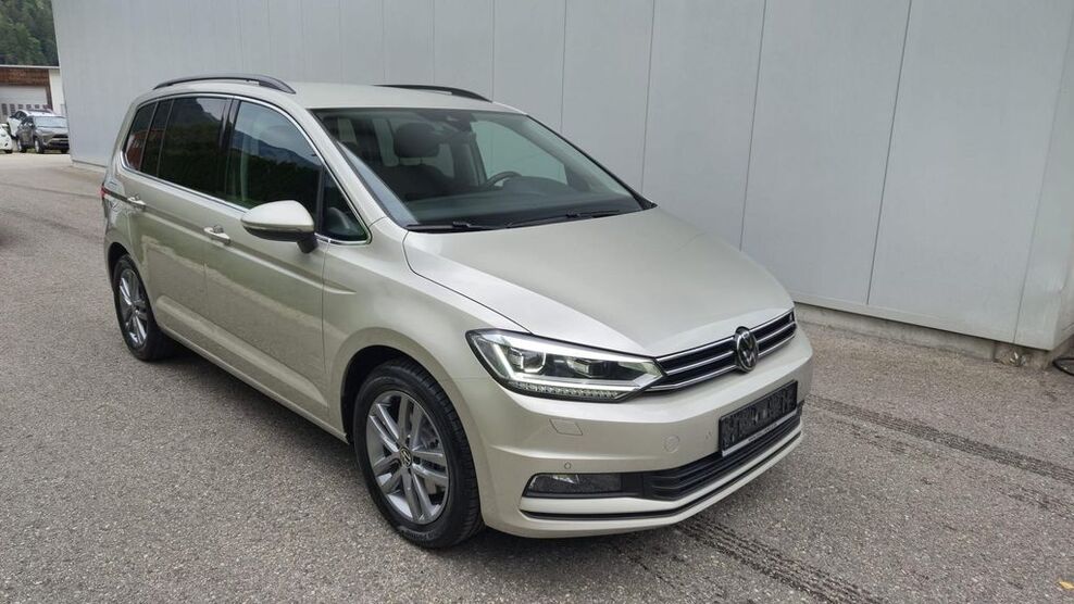 VW Touran 4.350 km 31.900 € Bischofswiesen 83483