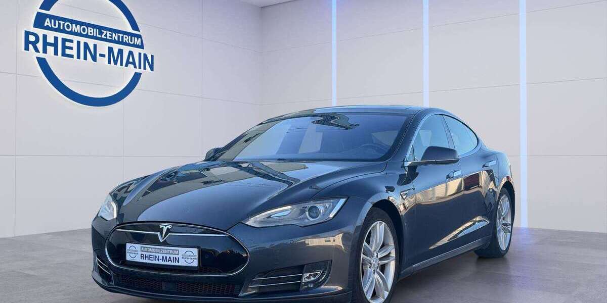 Tesla Model S 330.000 km 13.850 &euro; Nauheim 64569