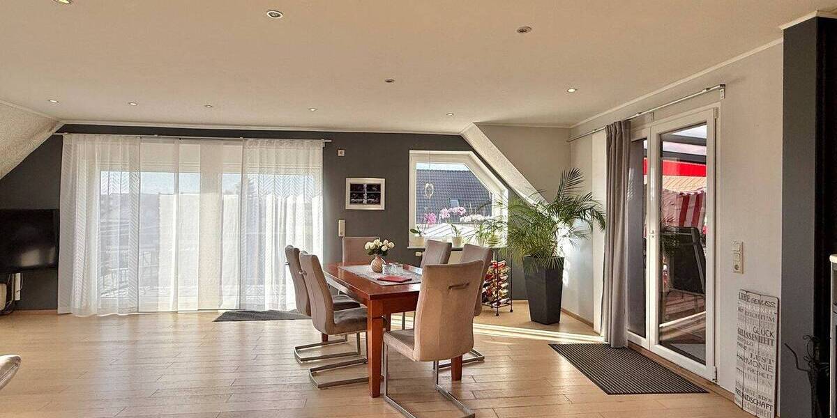 Mehrfamilienhaus, Wohnhaus Brake Kirchhammelwarden - 6 Zimmer, 237 m&sup2;, 385.000&euro; | Angebot:26055368