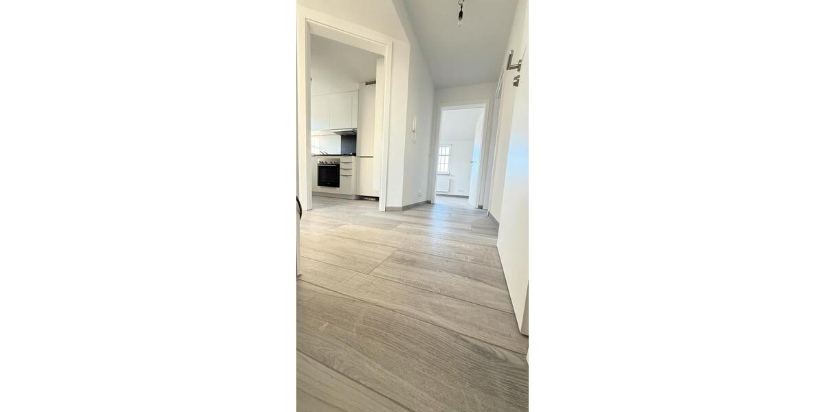 Dachgeschoßwohnung Baiersbronn - 4.5 Zimmer, 90 m&sup2;, 1.350&euro; | Angebot:25422662