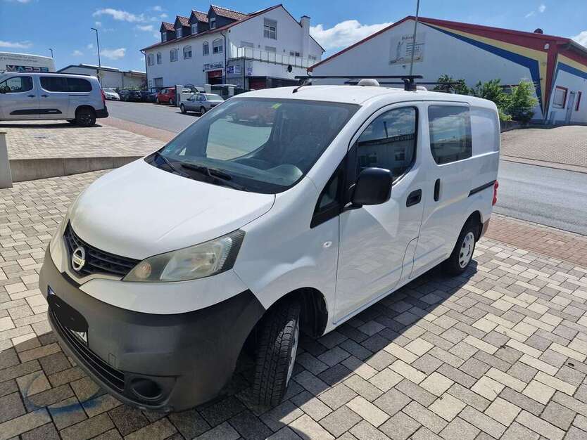 NV200