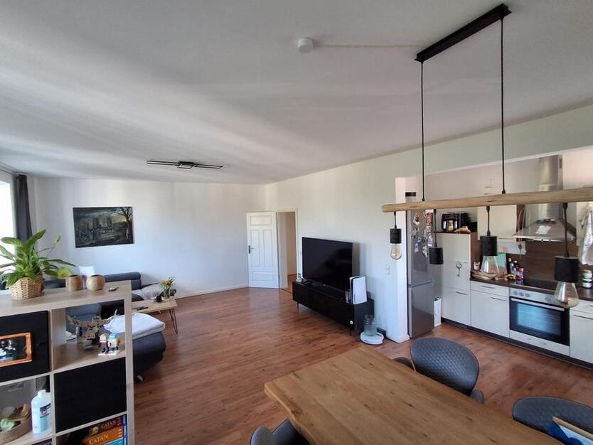 schöne große 2 Raum-Wohnung Nähe Pfaffenteich zimmer