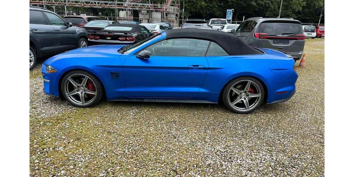 Ford Mustang 99.800 km 29.999 &euro; Hamburg 22309