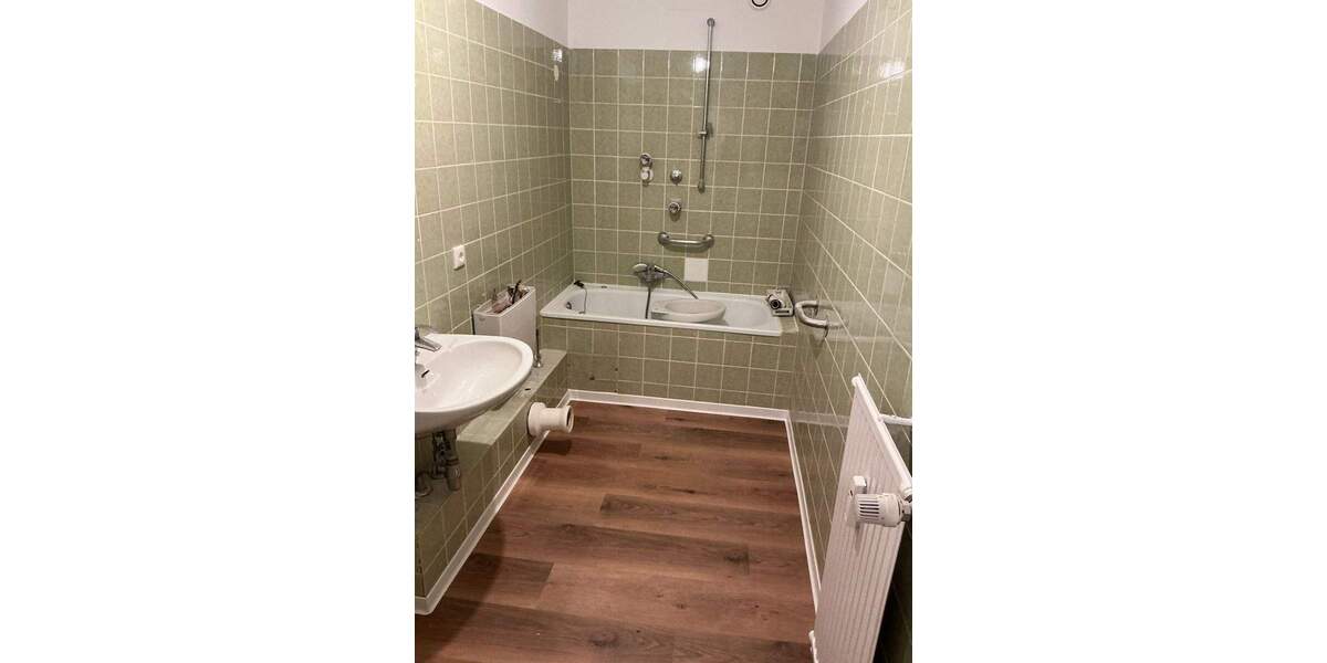 Etagenwohnung Wiesbaden Erbenheim - 1 Zimmer, 43 m&sup2;, 516&euro; | Angebot:25915842