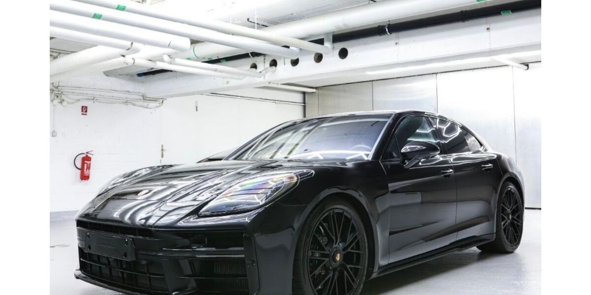 Porsche Panamera 9.500 km 154.500 &euro; Nürnberg 90431
