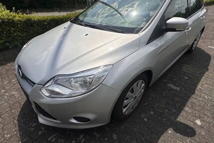 Ford Focus 196.000 km 3.990 € Hanau 63452