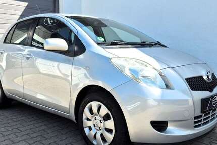 Toyota Yaris 165.600 km 3.990 &euro; Winsen / Luhe 21423