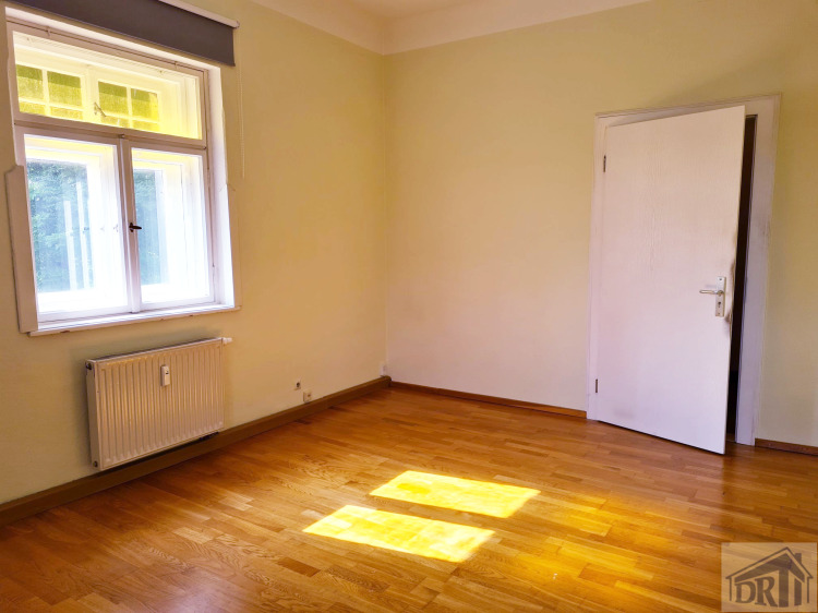 Etagenwohnung Ebersbach-Neugersdorf Neugersdorf - 1 Zimmer, 40 m&sup2;, 180&euro; | Angebot:26490333