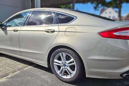 Ford Mondeo 69.500 km 14.800 &euro; Bremerhaven 27572