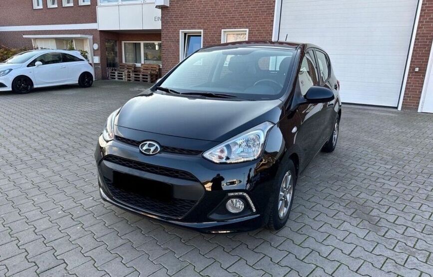 i10