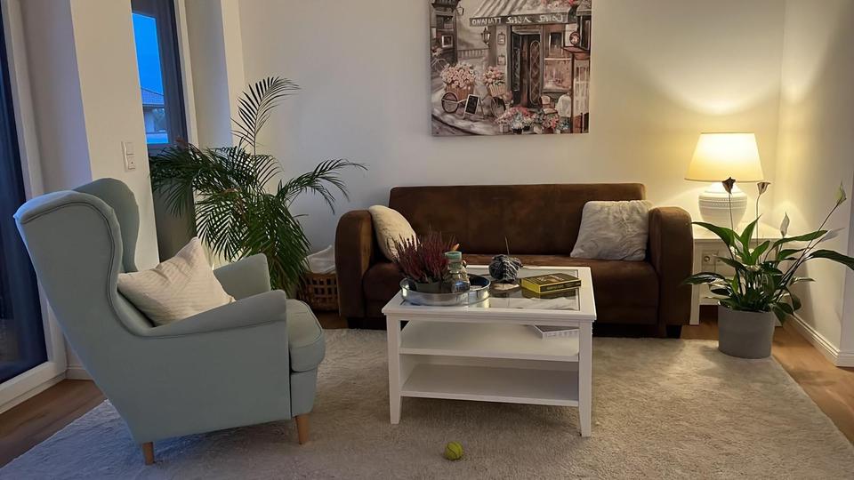 Einfamilienhaus Heide - 2 Zimmer, 80 m&sup2;, 990&euro; | Angebot:25418357