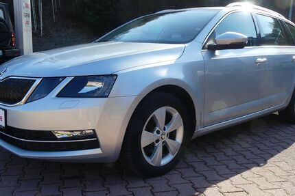 Skoda Octavia 113.250 km 13.990 &euro; Schneeberg 08289