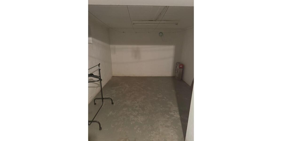 Doppelhaushälfte für Firma, Gewerbetreibende oder Monteure zu vermieten 5 zimmer