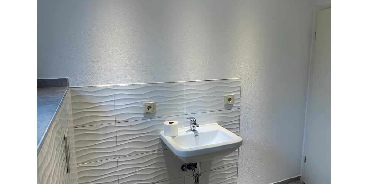 Mehrfamilienhaus, Wohnhaus Schmelz - 10 Zimmer, 239 m&sup2;, 210.000&euro; | Angebot:27117412