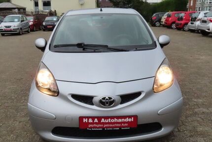 Toyota Aygo (X) 144.601 km 2.999 € Geestland 27607