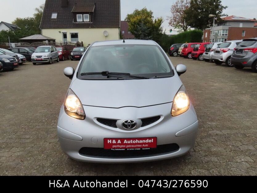 Toyota Aygo (X) 144.601 km 2.999 € Geestland 27607
