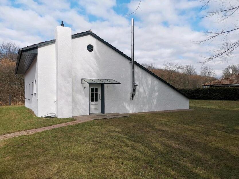 Sanierter Bungalow Haus mit großem Garten Grundstück in Sottrum