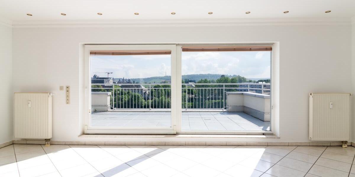 Wohnen mit tollem Moselblick-Attraktive Penthousewohnung mit eigenem Aufzugsausgang an der Mosel - Einfamilienhaus Trier Feyen-Weismark | Angebot:26882302