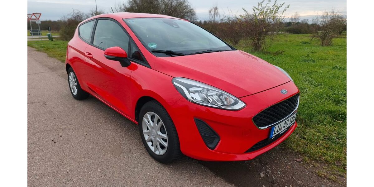 Ford Fiesta 12.300 km 9.900 € Hassloch 67454