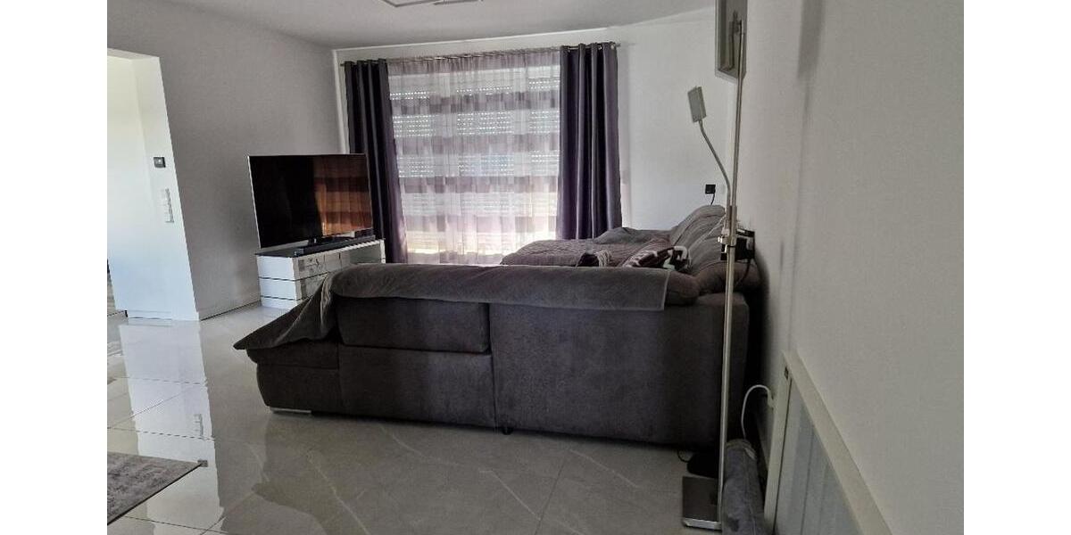 Doppelhaushälfte Nümbrecht - 4 Zimmer, 140 m&sup2;, 2.000&euro; | Angebot:26222623