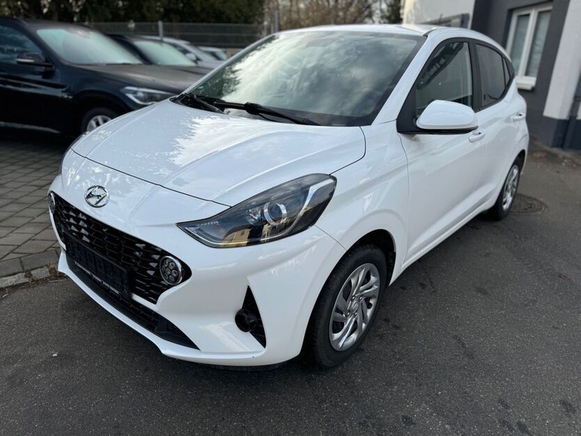 Hyundai i10 19.600 km 11.900 € Achstetten 88480