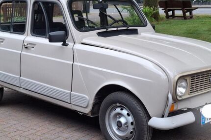 Renault R 4 119.000 km 6.500 &euro; Reeßum 27367