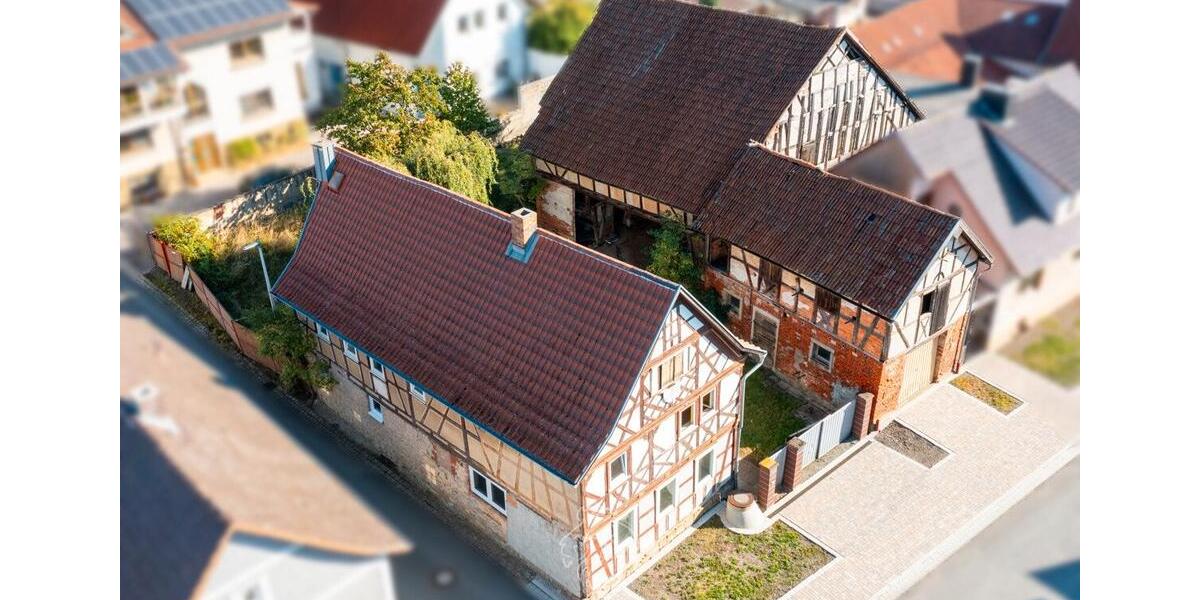 Einfamilienhaus Bad Königshofen im Grabfeld - 7 Zimmer, 140 m&sup2;, 158.000&euro; | Angebot:26038920