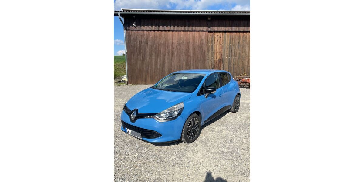 Renault Clio 158.500 km 4.999 &euro; Wildberg 72218