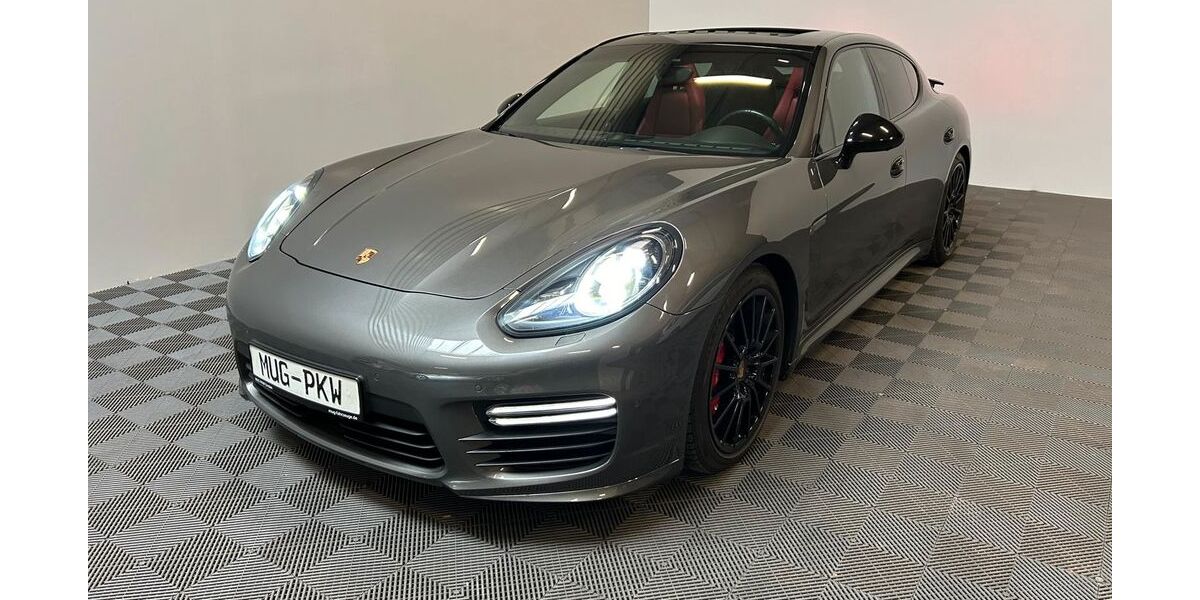 Porsche Panamera 94.300 km 41.990 &euro; Emden 26723