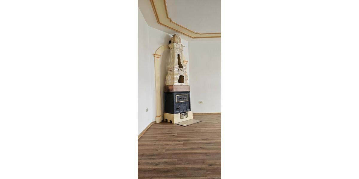 Etagenwohnung Mühlhausen (Thüringen) - 4 Zimmer, 150 m&sup2;, 1.000&euro; | Angebot:26662210