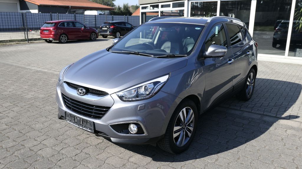 Hyundai TUCSON 137.000 km 6.990 &euro; Adelheidsdorf 29352