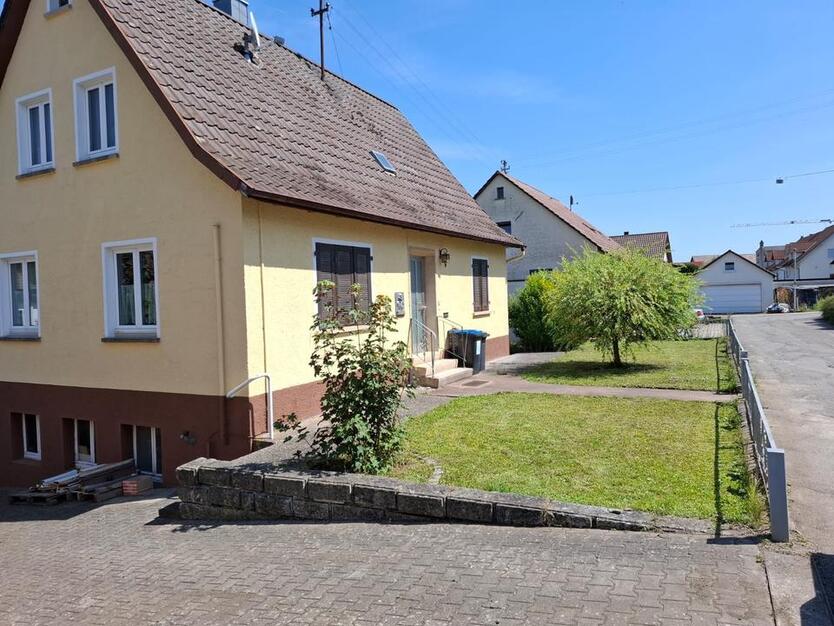 Einfamilienhaus in Ergenzingen zimmer