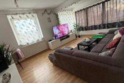 Wohnung Hof Neuhof - 4 Zimmer, 88 m&sup2;, 860&euro; | Angebot:26095498