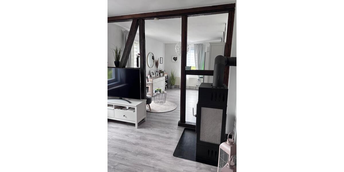 Einfamilienhaus Fuldatal - 7 Zimmer, 200 m&sup2;, 410.000&euro; | Angebot:26855758